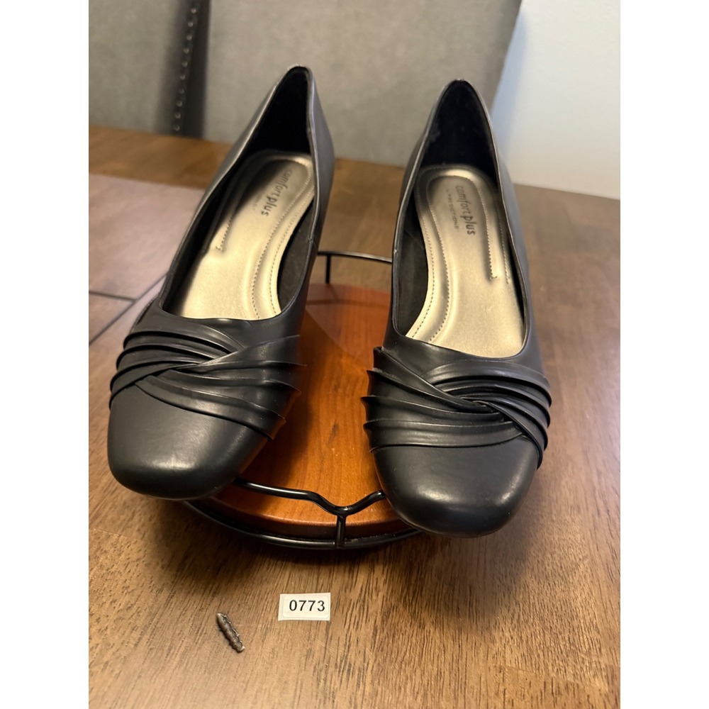 Comfort Plus by Predictions Marjorie Black Pleated Kitten Heel Pumps Mens 11